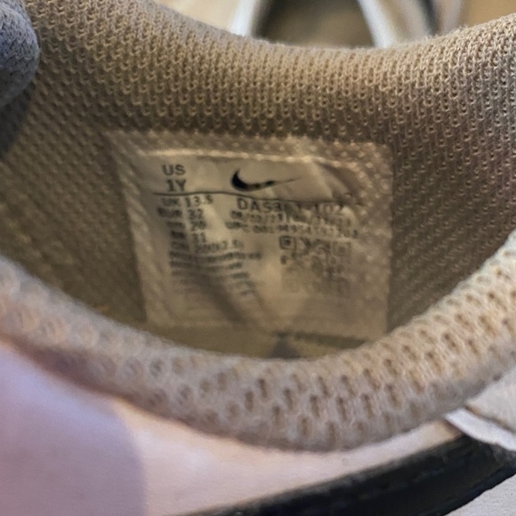 Nike Court Legacy White and Black Sneakers Youth Size 1 - Picture 12 of 15